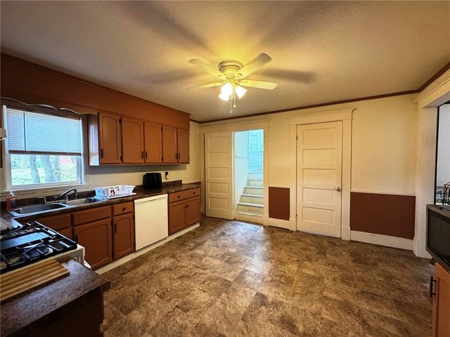 35 Lincoln Avenue, Bradford City, PA 16701