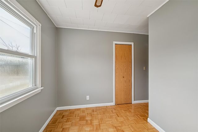 207 W Main Street, Urbana, IA 52345