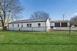 207 W Main Street, Urbana, IA 52345