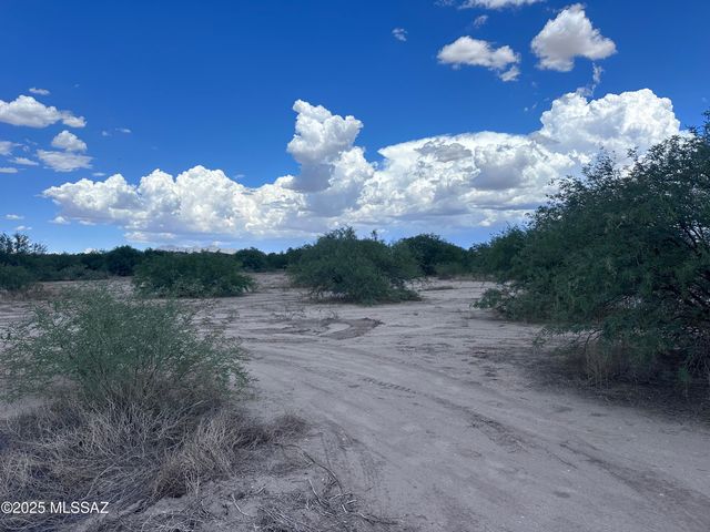 1455 N F Triangle Lane, Benson, AZ 85602