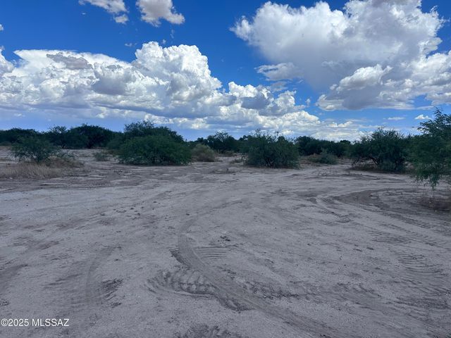 1455 N F Triangle Lane, Benson, AZ 85602