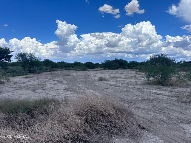 1455 N F Triangle Lane, Benson, AZ 85602