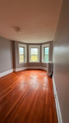 1868 Commonwealth Ave. 14, Boston, MA 02135