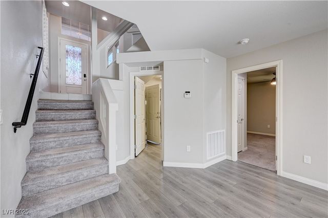 5697 Graystone Ridge Avenue, Las Vegas, NV 89141