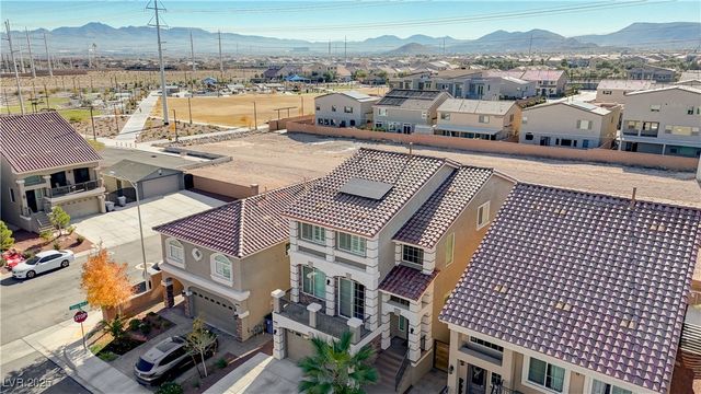 5697 Graystone Ridge Avenue, Las Vegas, NV 89141