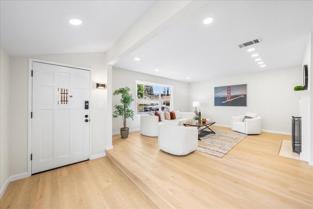 42077 Miranda St, Fremont, CA 94539