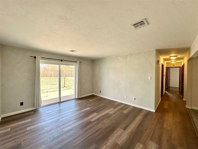 1206 SW 60th St, Lawton, OK 73505