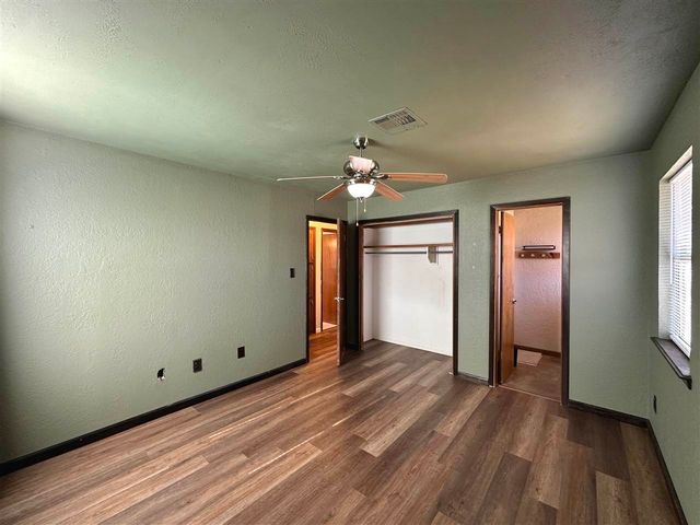 1206 SW 60th St, Lawton, OK 73505