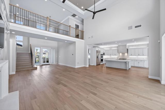 2345 E Putter Way, Fresno, CA 93730