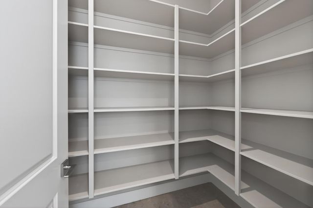 2345 E Putter Way, Fresno, CA 93730