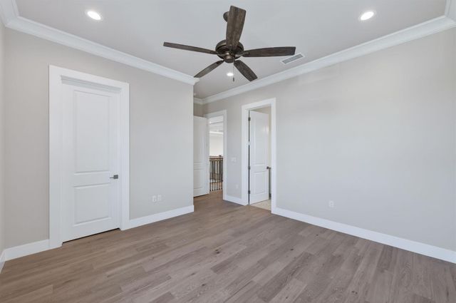 2345 E Putter Way, Fresno, CA 93730