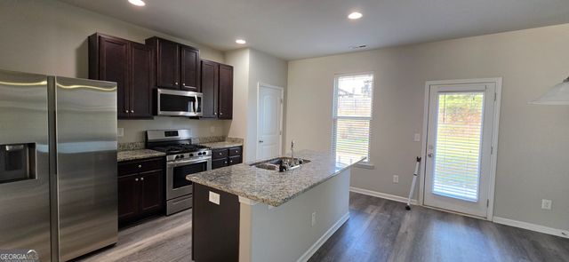 7373 Ledgestone Lane, Riverdale, GA 30274