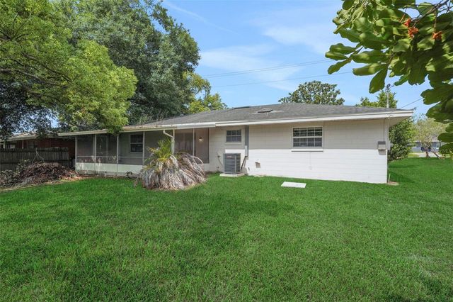 404 LAKE NED ROAD, Winter Haven, FL 33884