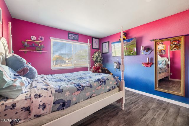 17322 Longmeadow Avenue, Lake Los Angeles, CA 93591