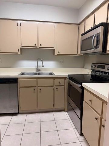 7523 DOLONITA DRIVE 7523, Tampa, FL 33615