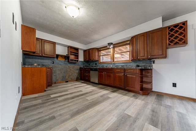 1013 Scituate Court, Grafton, OH 44044