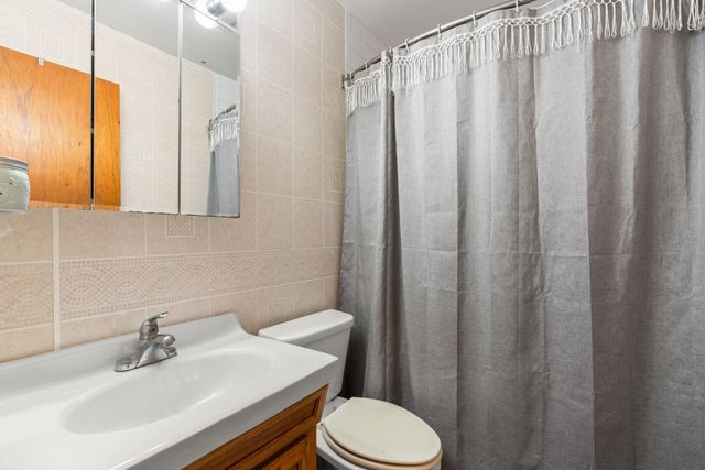 2216 Vermillion Street, Lake Station, IN 46405