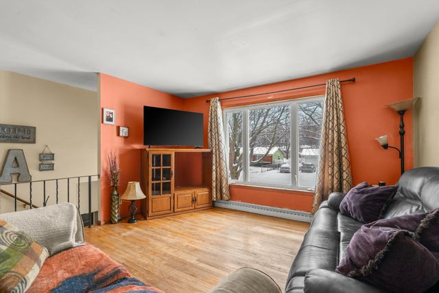 2216 Vermillion Street, Lake Station, IN 46405