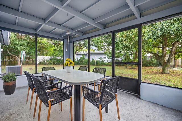 3548 SW 16th Ct, Fort Lauderdale, FL 33312