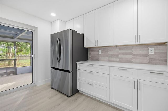 3548 SW 16th Ct, Fort Lauderdale, FL 33312