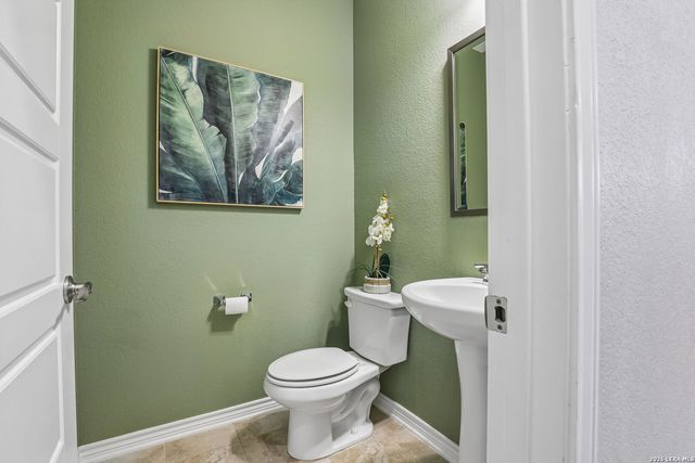 11213 HILL TOP BND, Helotes, TX 78023