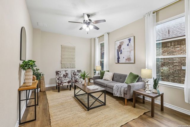 11213 HILL TOP BND, Helotes, TX 78023