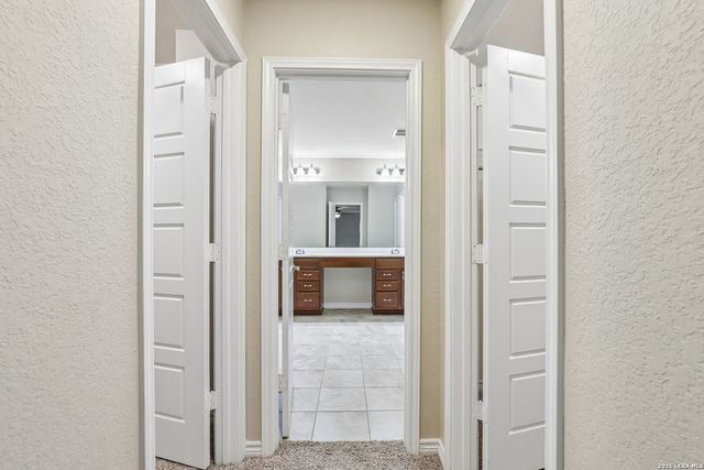 11213 HILL TOP BND, Helotes, TX 78023