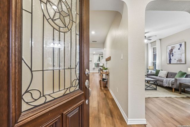 11213 HILL TOP BND, Helotes, TX 78023