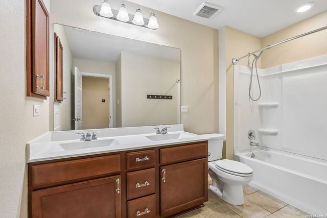 11213 HILL TOP BND, Helotes, TX 78023