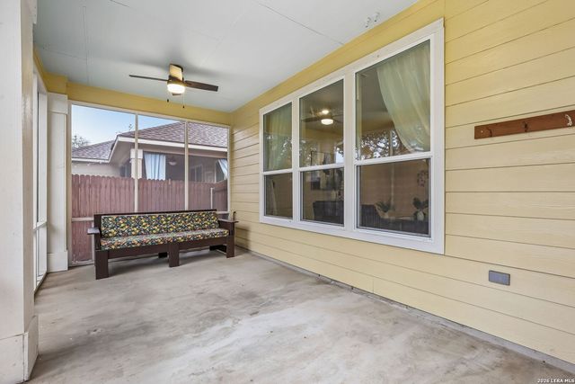 11213 HILL TOP BND, Helotes, TX 78023