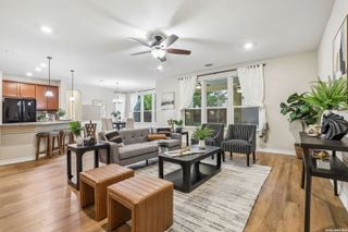 11213 HILL TOP BND, Helotes, TX 78023