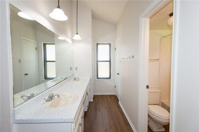 5811 Cannon Mountain DR, Austin, TX 78749