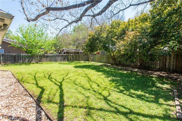 5811 Cannon Mountain DR, Austin, TX 78749