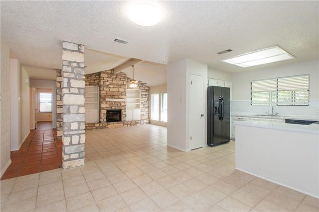 5811 Cannon Mountain DR, Austin, TX 78749