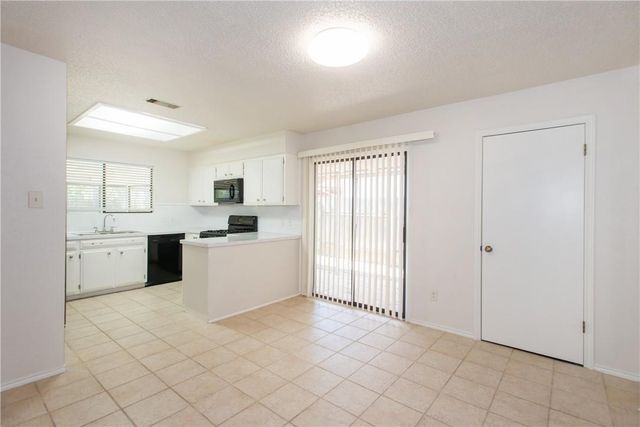 5811 Cannon Mountain DR, Austin, TX 78749