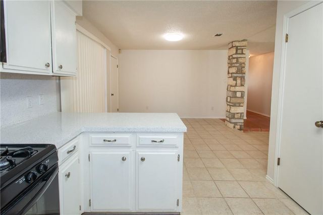 5811 Cannon Mountain DR, Austin, TX 78749