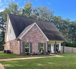103 Bulldog Circle, Brandon, MS 39042