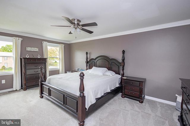 405 LONGSTONE DR, Cherry Hill, NJ 08003