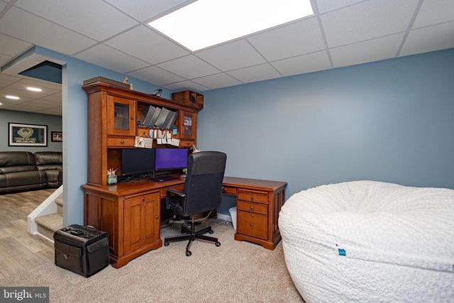 405 LONGSTONE DR, Cherry Hill, NJ 08003