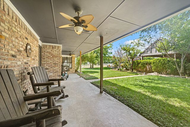 617 Malloy Lane, Ovilla, TX 75154