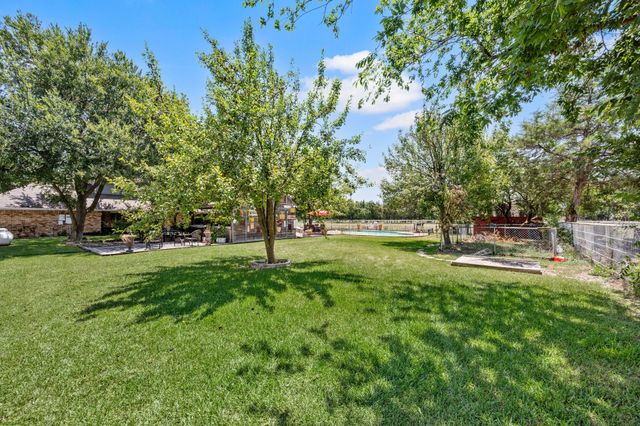 617 Malloy Lane, Ovilla, TX 75154