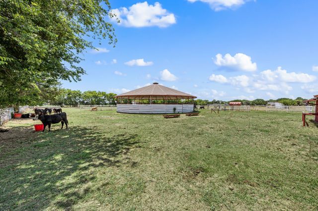 617 Malloy Lane, Ovilla, TX 75154
