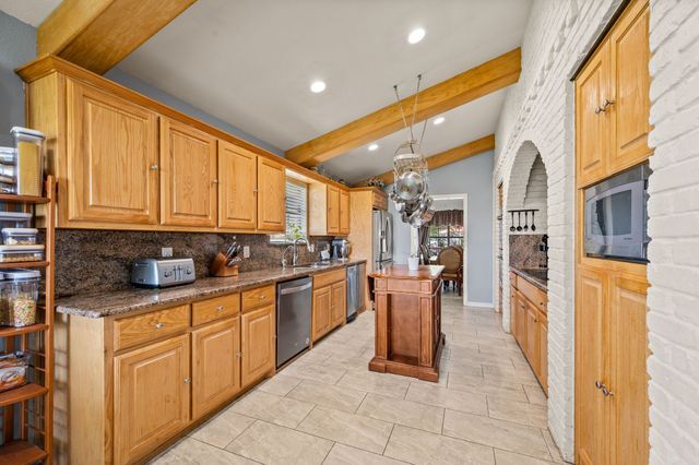 617 Malloy Lane, Ovilla, TX 75154