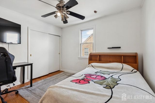 584 Garden Avenue, Woodbridge Proper, NJ 07095