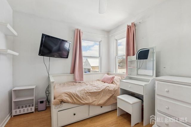 584 Garden Avenue, Woodbridge Proper, NJ 07095