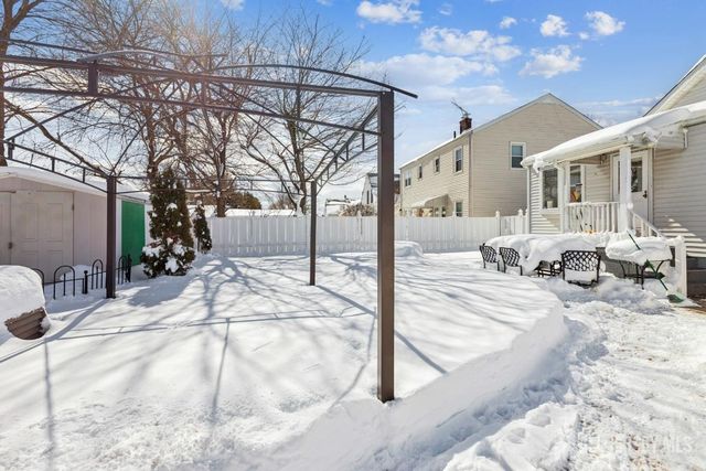 584 Garden Avenue, Woodbridge Proper, NJ 07095