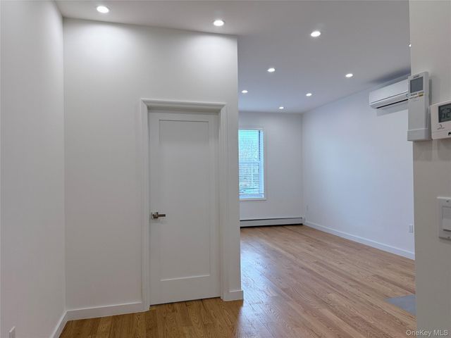 4018 50th Avenue Apt 2, Sunnyside, NY 11104
