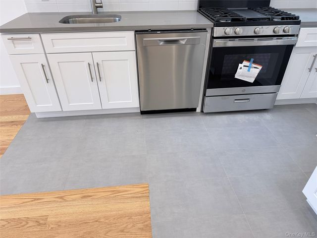 4018 50th Avenue Apt 2, Sunnyside, NY 11104