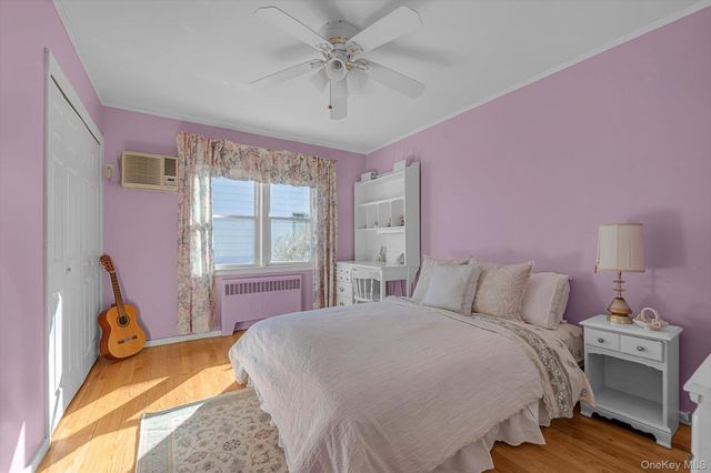 40 Vassar Street, Garden City, NY 11530