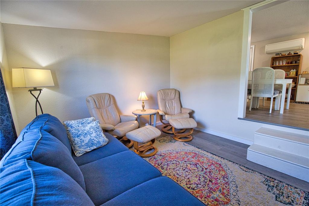 Image 16 of property listing at 2302 SE RED BARON DRIVE, Arcadia, FL 34266